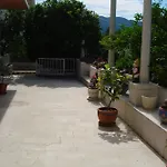哈撒诺维克公寓式酒店 *