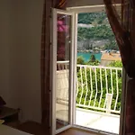 哈撒诺维克公寓式酒店 * Mokošica