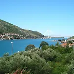 哈撒诺维克公寓式酒店 * Mokošica