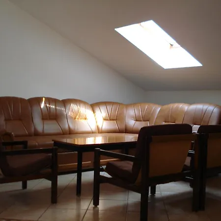 Apartment Husanovic *