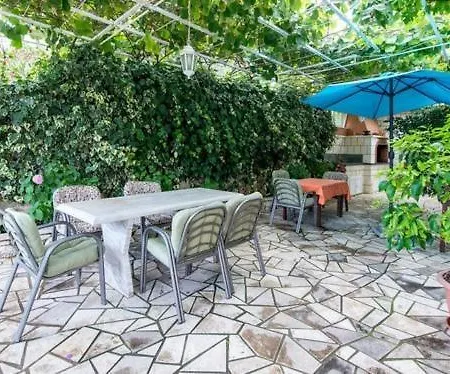 Apartment Husanovic Mokosica