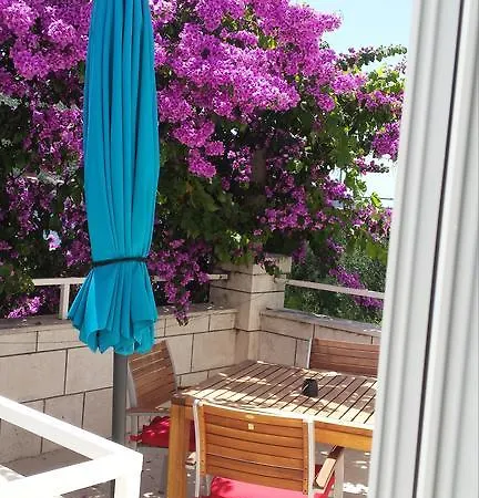 Husanovic Apartment *