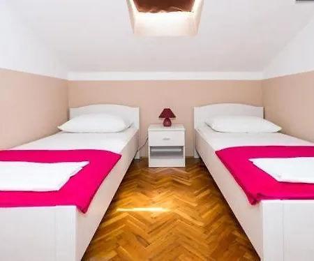 Husanovic * Mokošica